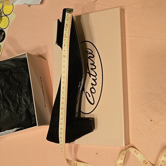 Browns Couture Suede Low Heeled pumps 9 EUC - Picture 12 of 12